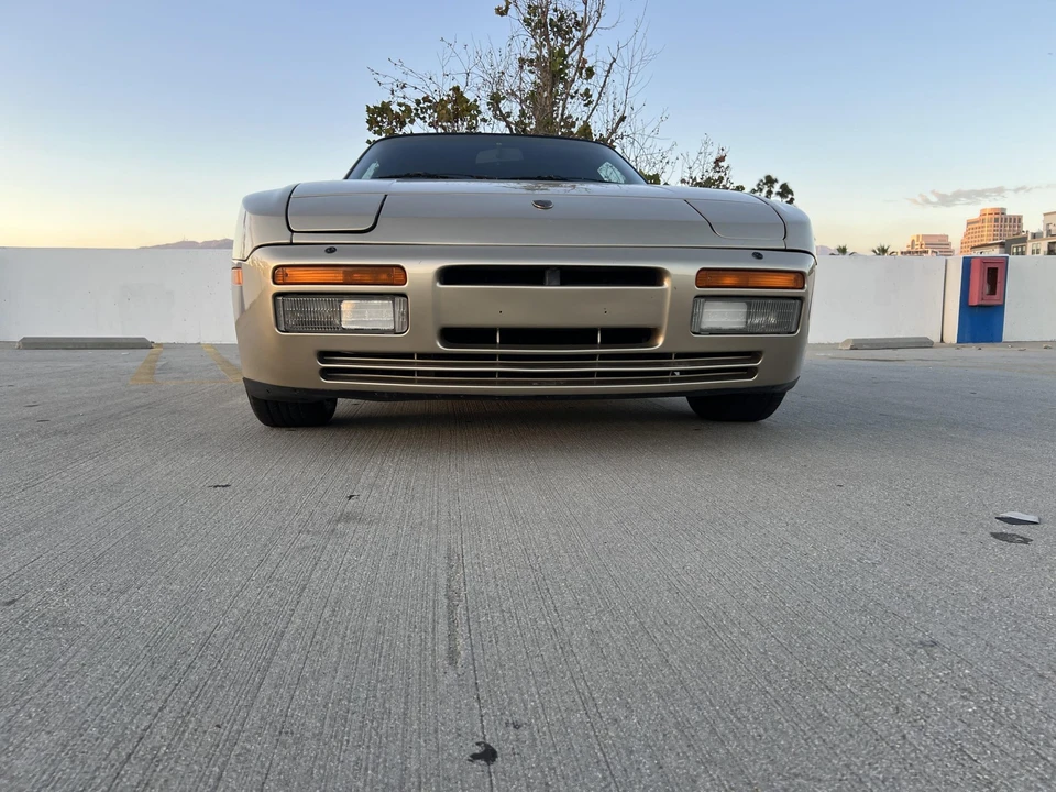 1986 Porsche 944 Turbo - Image 13 of 31