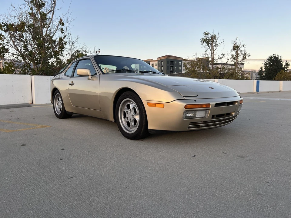 1986 Porsche 944 Turbo - Image 15 of 31