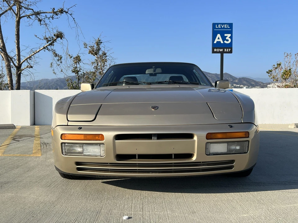 1986 Porsche 944 Turbo - Image 27 of 31