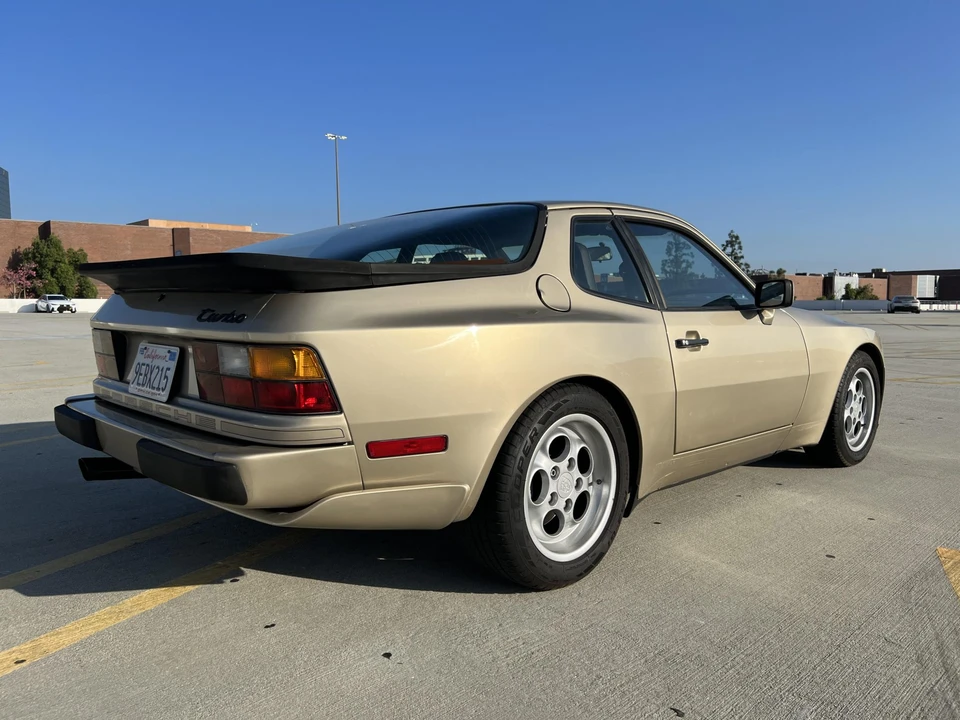 1986 Porsche 944 Turbo - Image 29 of 31