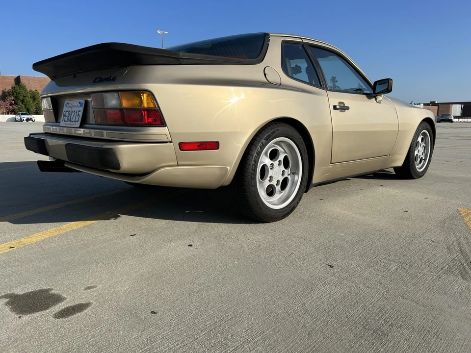 1986 Porsche 944 Turbo - Image 30 of 31