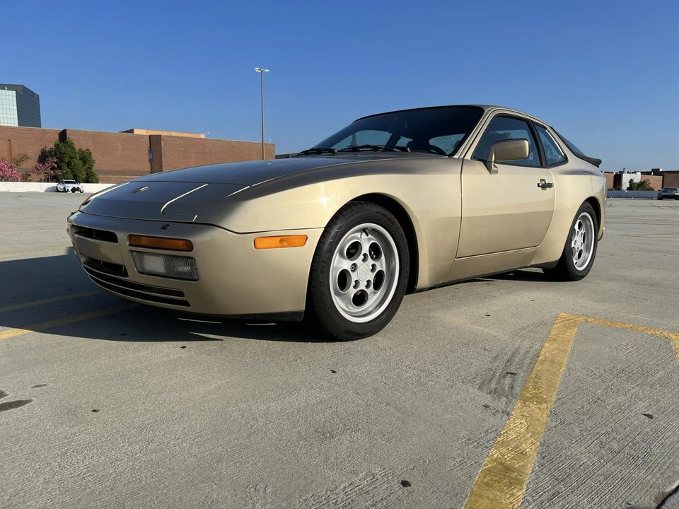 1986 Porsche 944 Turbo - Image 25 of 31