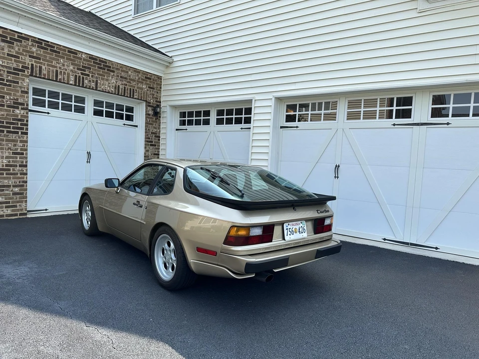 1986 Porsche 944 Turbo - Image 16 of 31