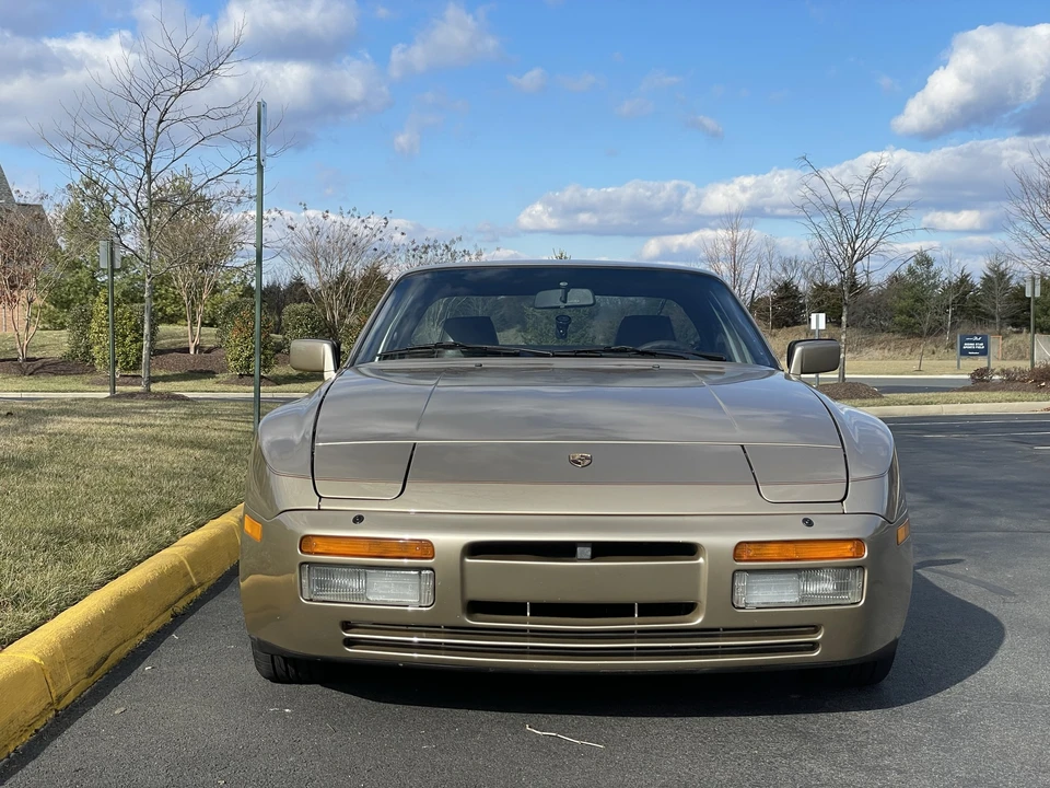 1986 Porsche 944 Turbo - Image 12 of 31