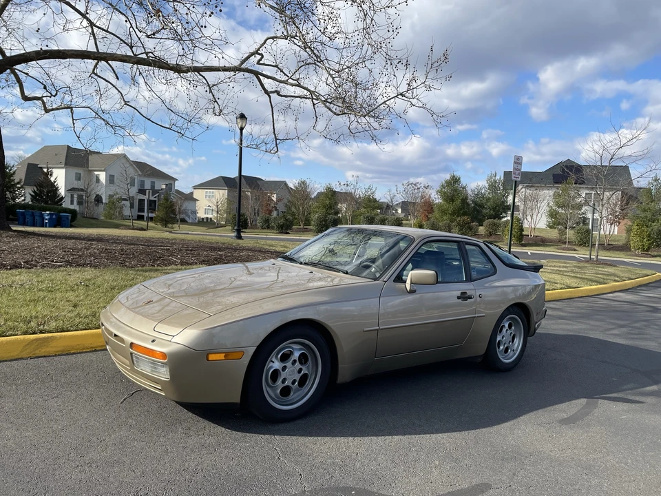1986 Porsche 944 Turbo - Image 4 of 31