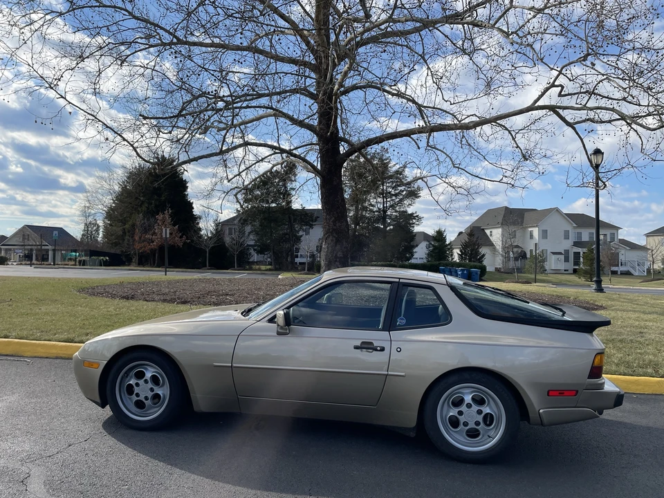 1986 Porsche 944 Turbo - Image 5 of 31