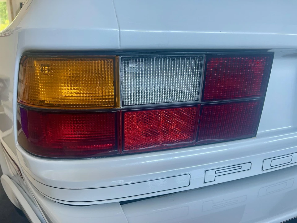 1986 Porsche 944 Turbo - Image 21 of 31
