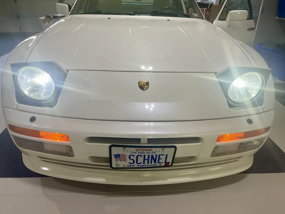 1986 Porsche 944 Turbo - Image 9 of 31