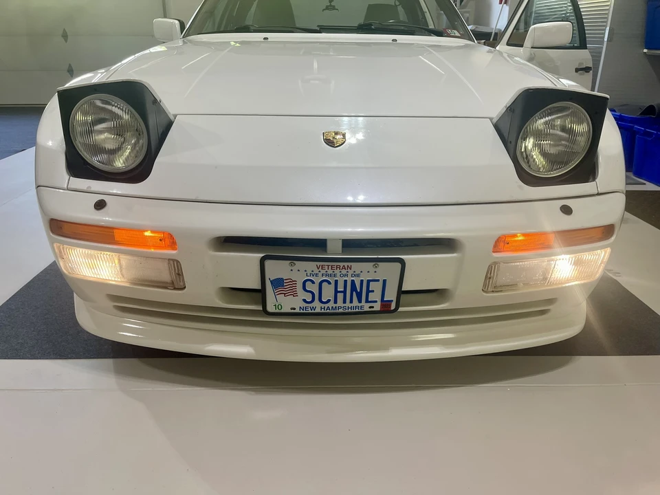 1986 Porsche 944 Turbo - Image 10 of 31