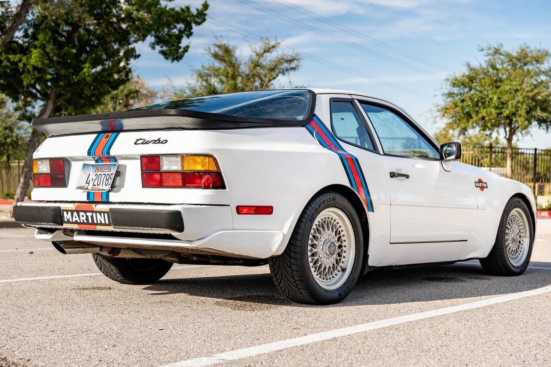 1986 Porsche 944 Turbo - Image 10 of 31