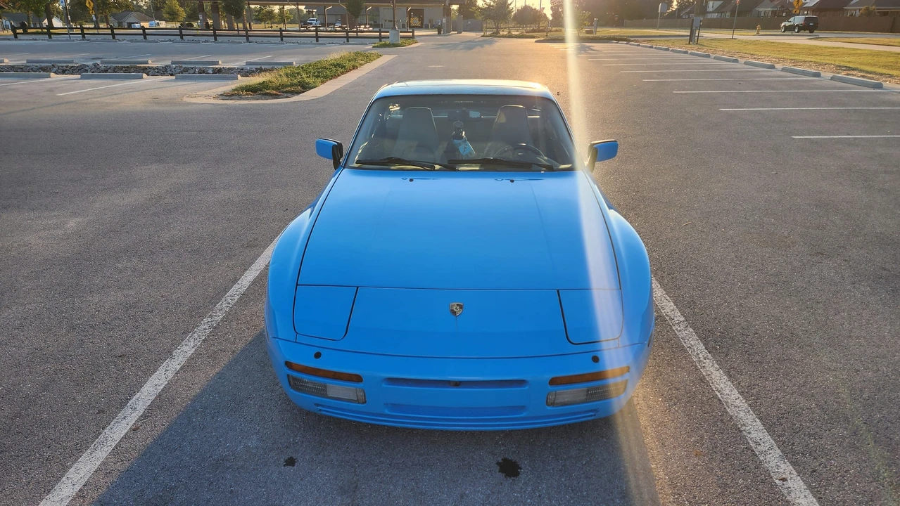 1986 Porsche 944 Turbo - Image 4 of 31