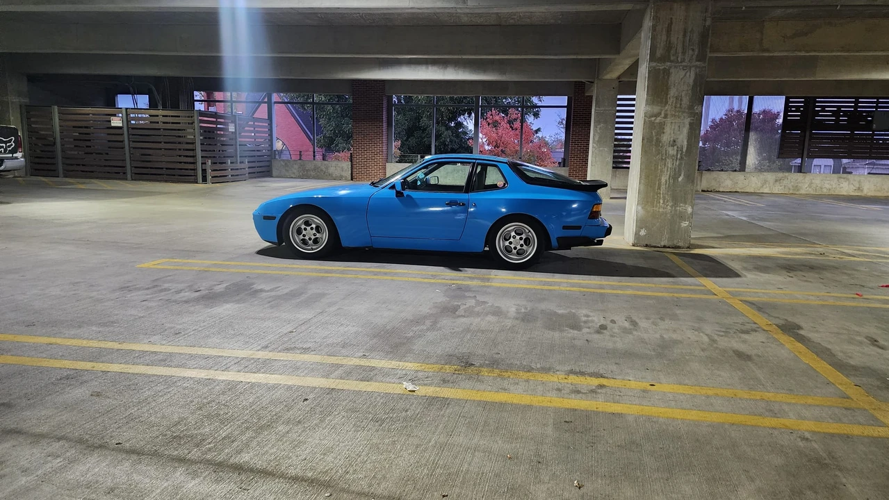 1986 Porsche 944 Turbo - Image 16 of 31
