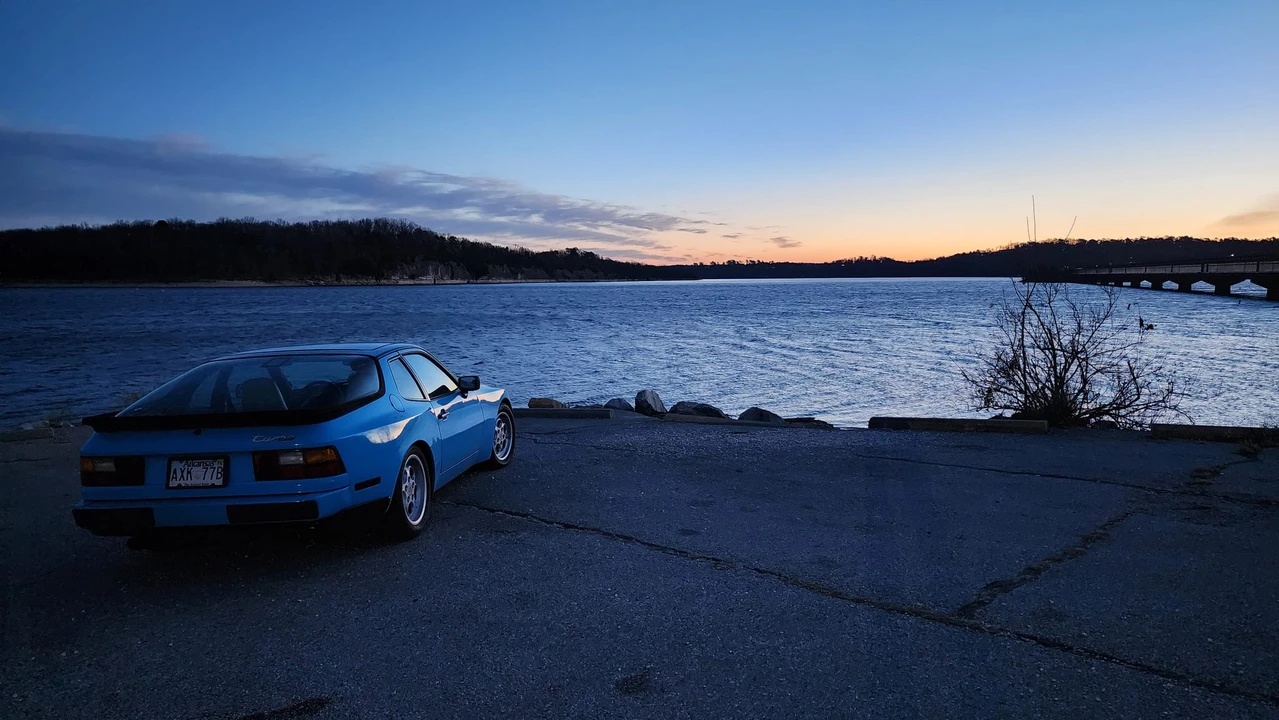 1986 Porsche 944 Turbo - Image 18 of 31