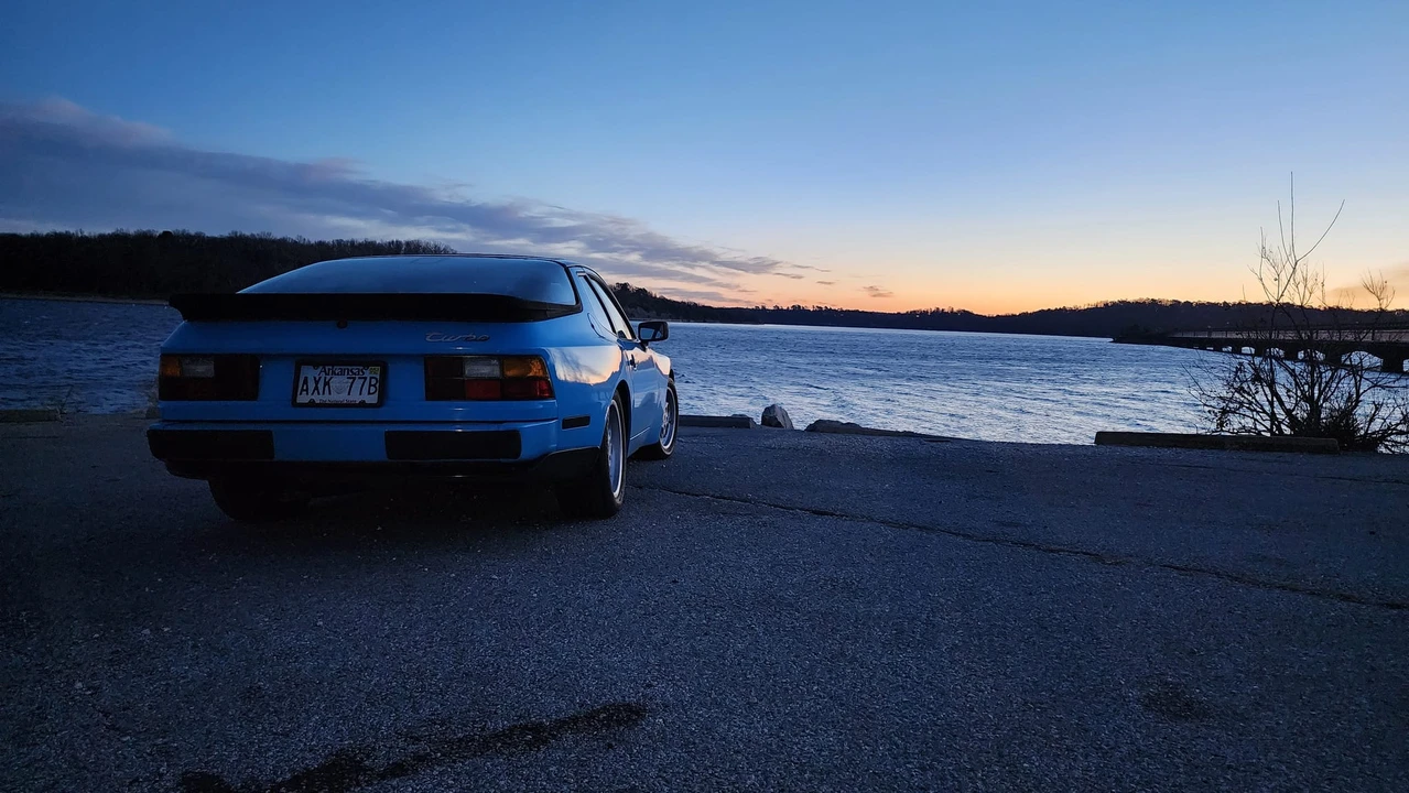1986 Porsche 944 Turbo - Image 23 of 31