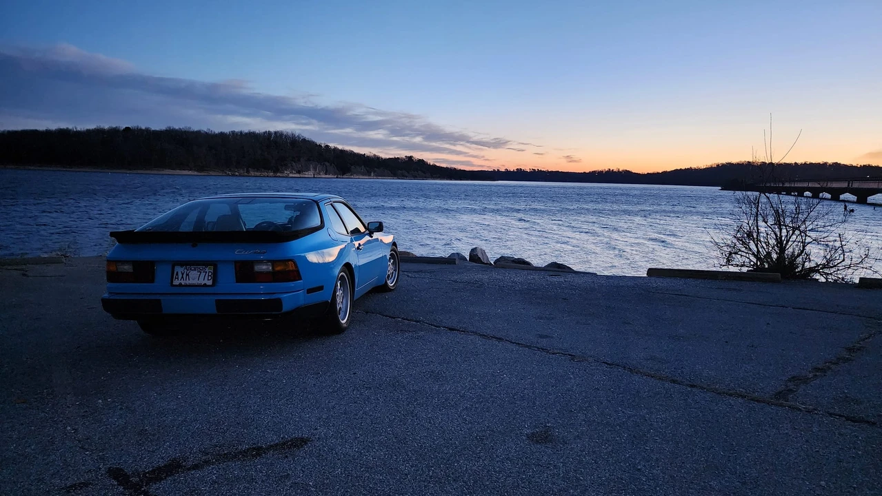 1986 Porsche 944 Turbo - Image 24 of 31