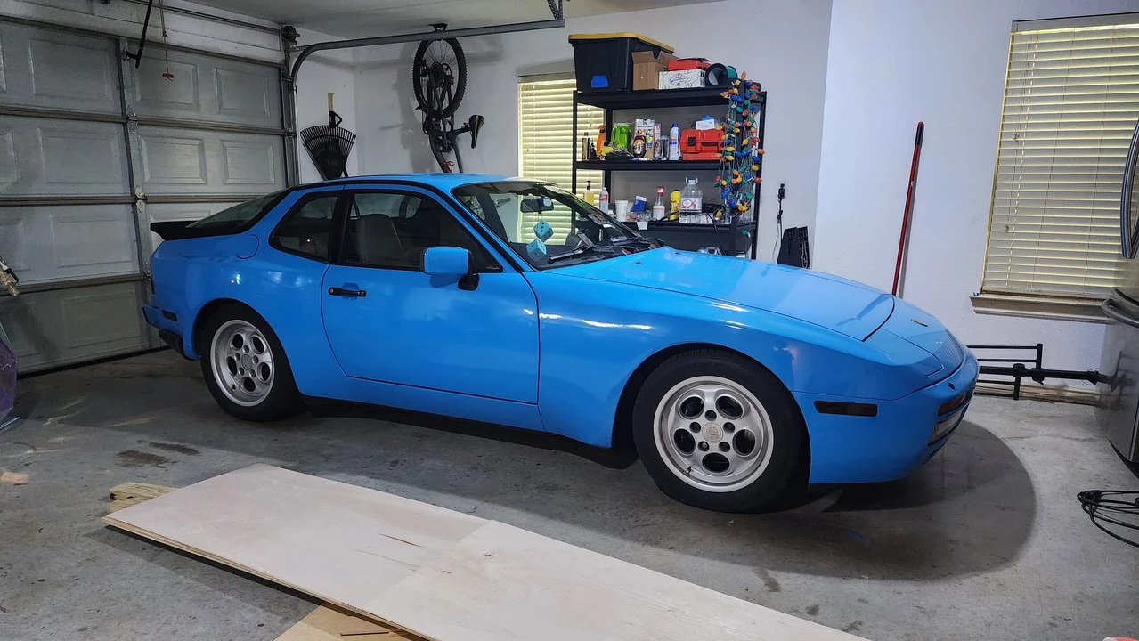 1986 Porsche 944 Turbo - Image 28 of 31