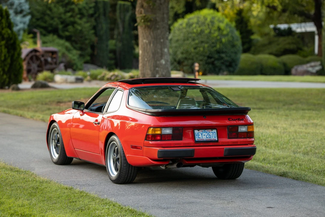 1986 Porsche 944 Turbo - Image 17 of 31