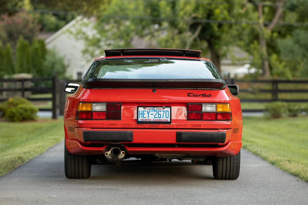 1986 Porsche 944 Turbo - Image 14 of 31