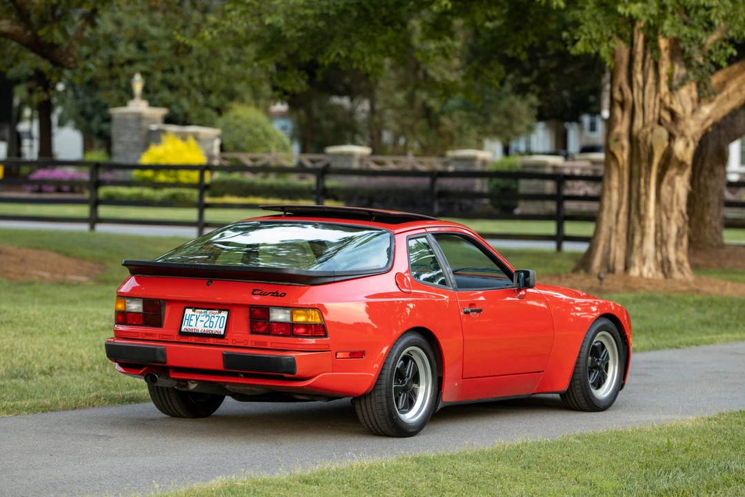 1986 Porsche 944 Turbo - Image 11 of 31