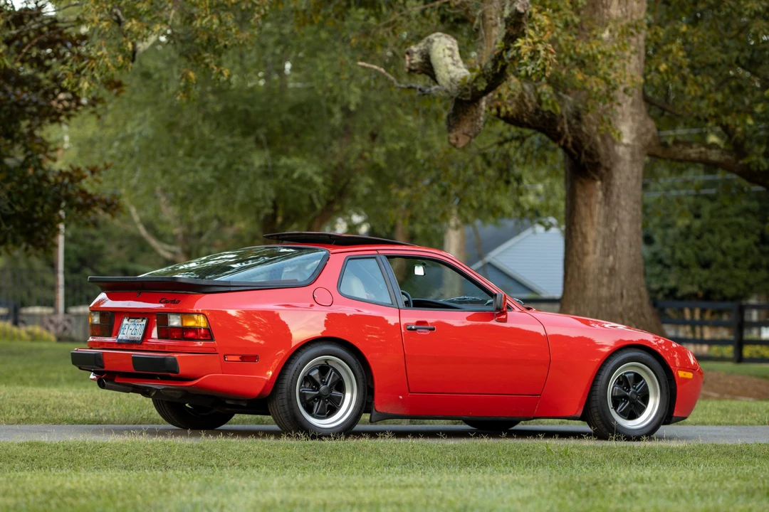 1986 Porsche 944 Turbo - Image 10 of 31