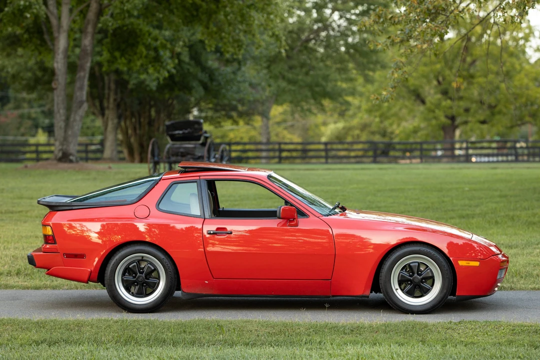 1986 Porsche 944 Turbo - Image 7 of 31