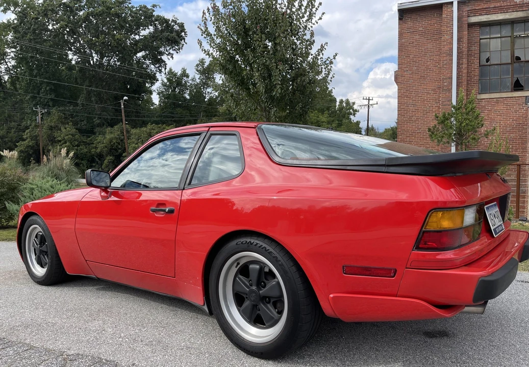 1986 Porsche 944 Turbo - Image 27 of 31