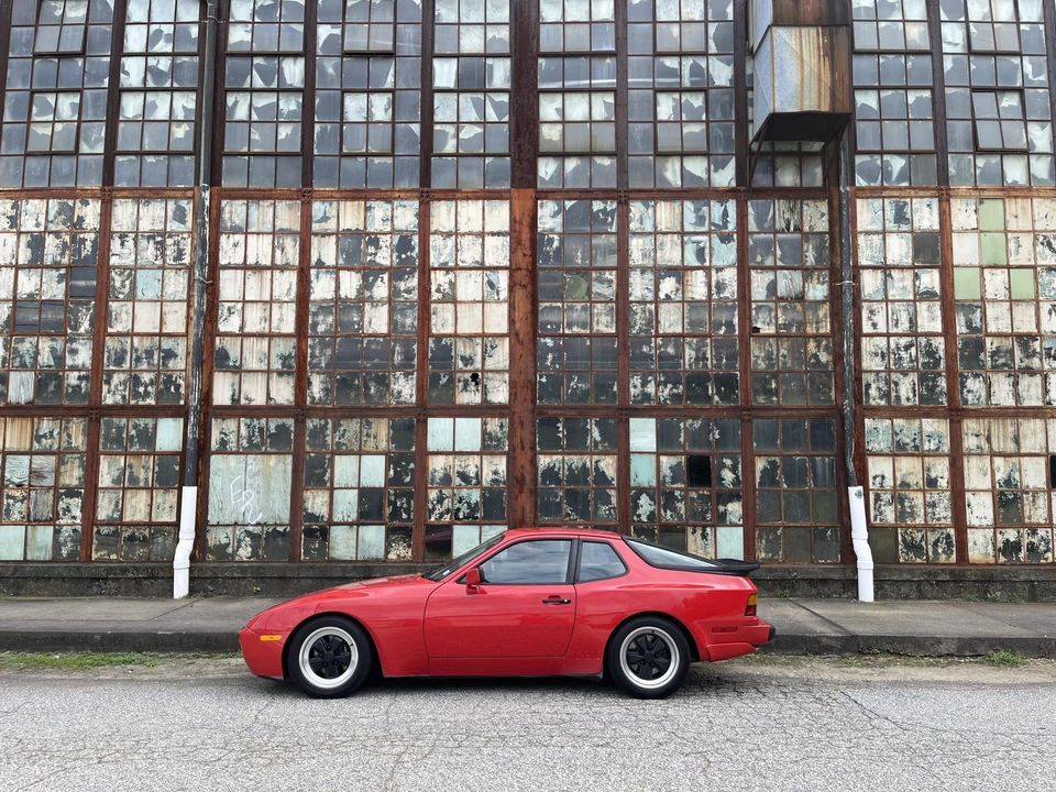 1986 Porsche 944 Turbo - Image 11 of 31