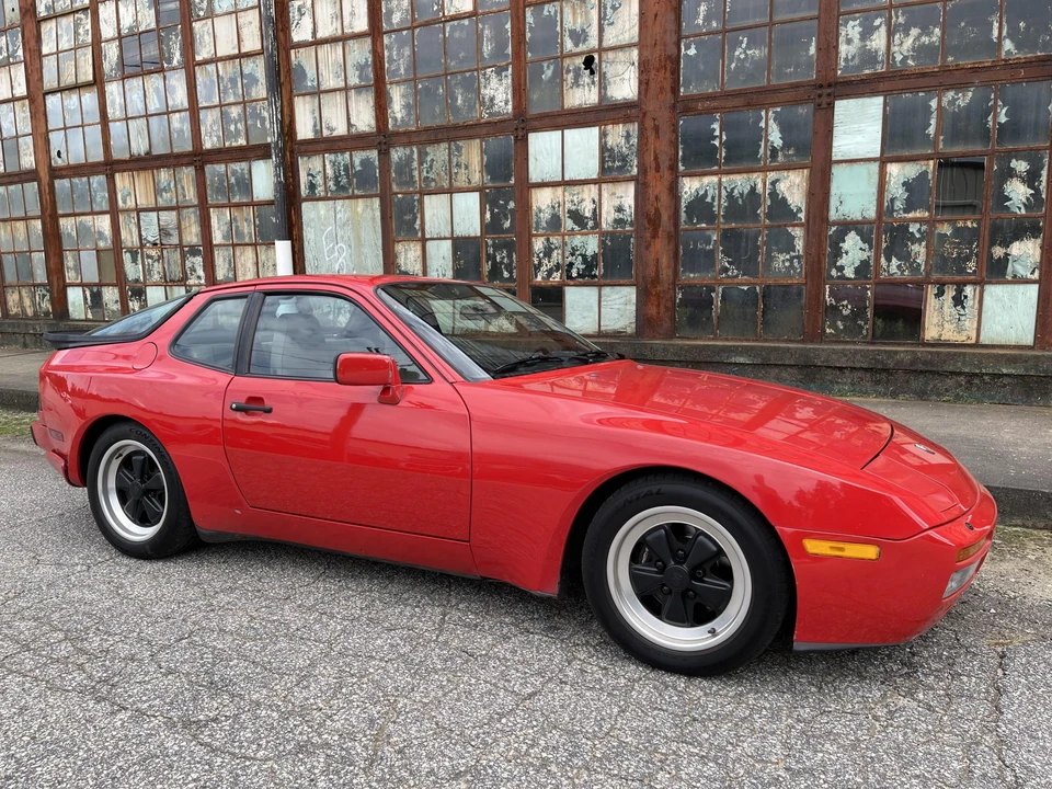 1986 Porsche 944 Turbo - Image 3 of 31