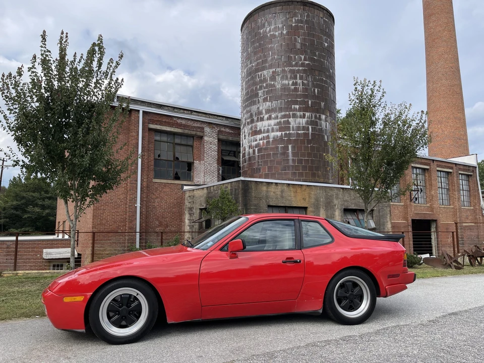 1986 Porsche 944 Turbo - Image 25 of 31