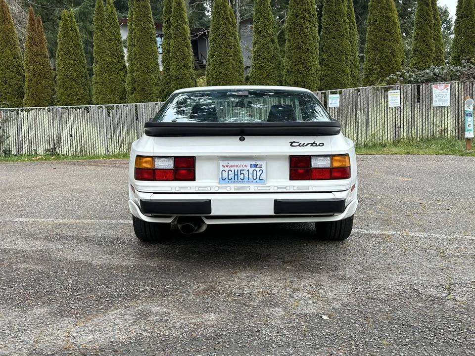 1986 Porsche 944 Turbo - Image 26 of 31