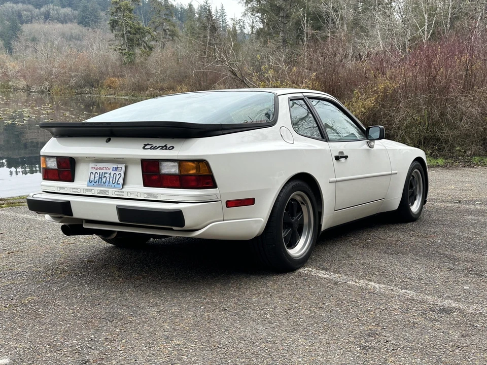 1986 Porsche 944 Turbo - Image 29 of 31