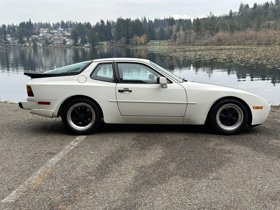 1986 Porsche 944 Turbo - Image 30 of 31