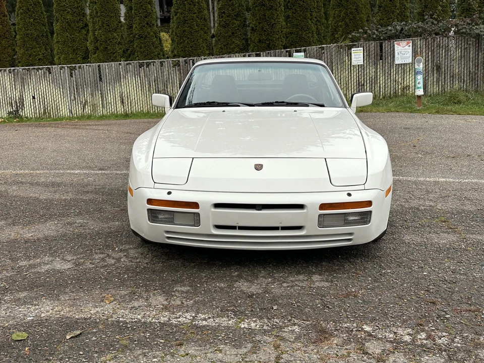 1986 Porsche 944 Turbo - Image 12 of 31