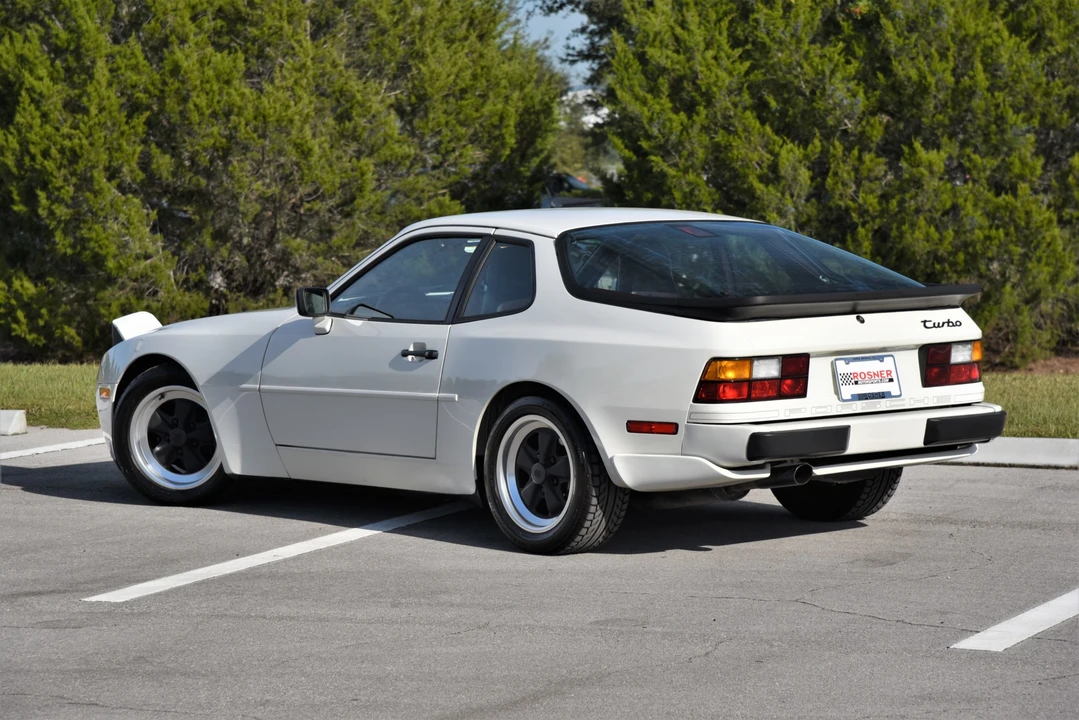 1986 Porsche 944 Turbo - Image 6 of 31