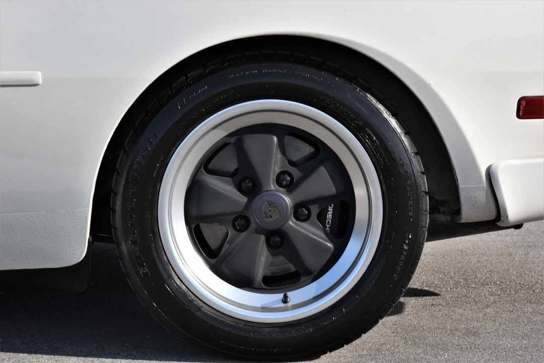 1986 Porsche 944 Turbo - Image 30 of 31