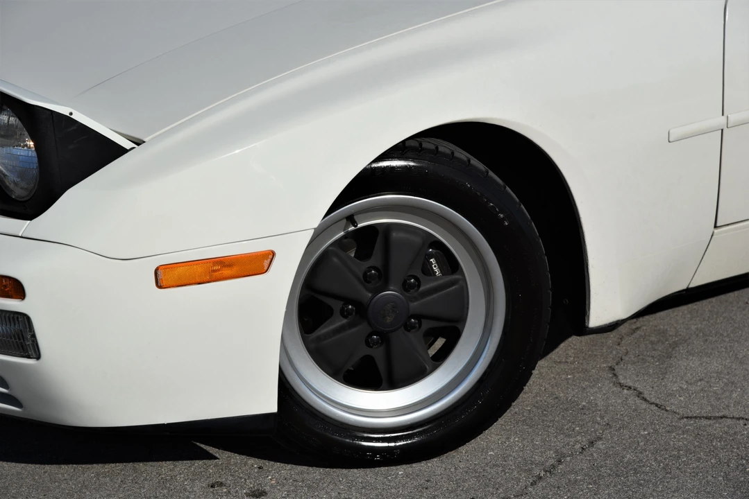 1986 Porsche 944 Turbo - Image 20 of 31