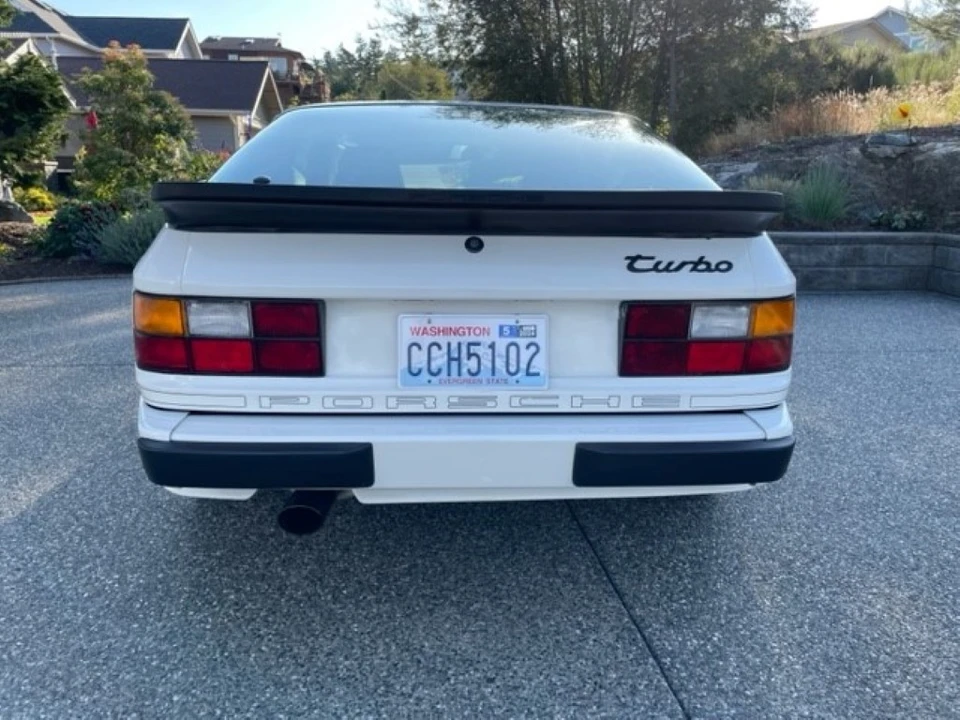 1986 Porsche 944 Turbo - Image 8 of 31