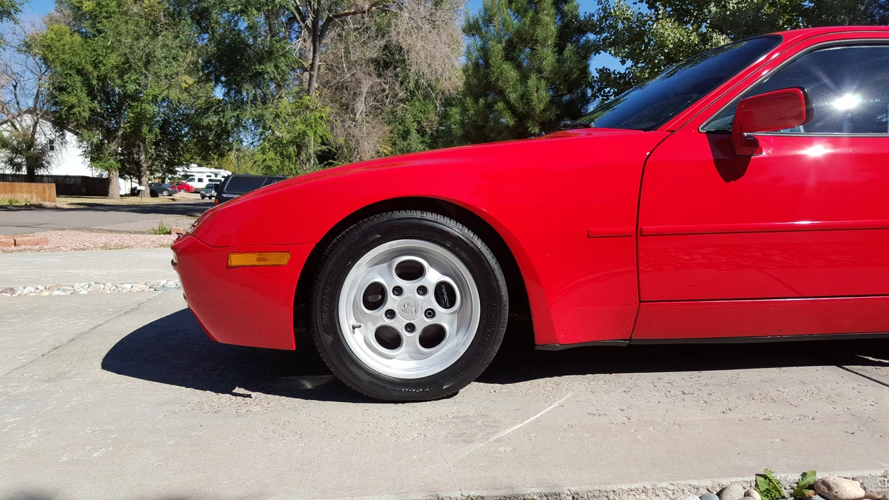 1986 Porsche 944 Turbo - Image 2 of 31