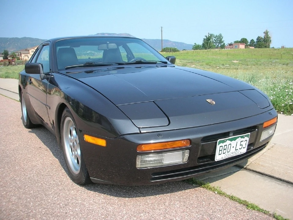 1986 Porsche 944 Turbo - Image 10 of 31