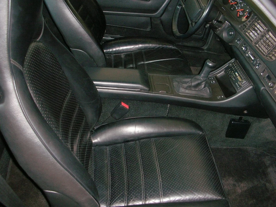 1986 Porsche 944 Turbo - Image 29 of 31