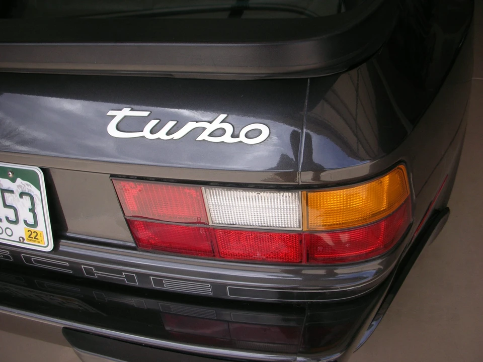 1986 Porsche 944 Turbo - Image 18 of 31