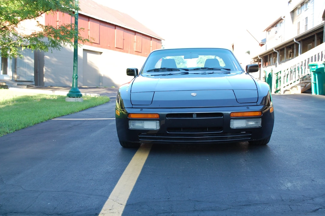 1986 Porsche 944 Turbo - Image 6 of 31