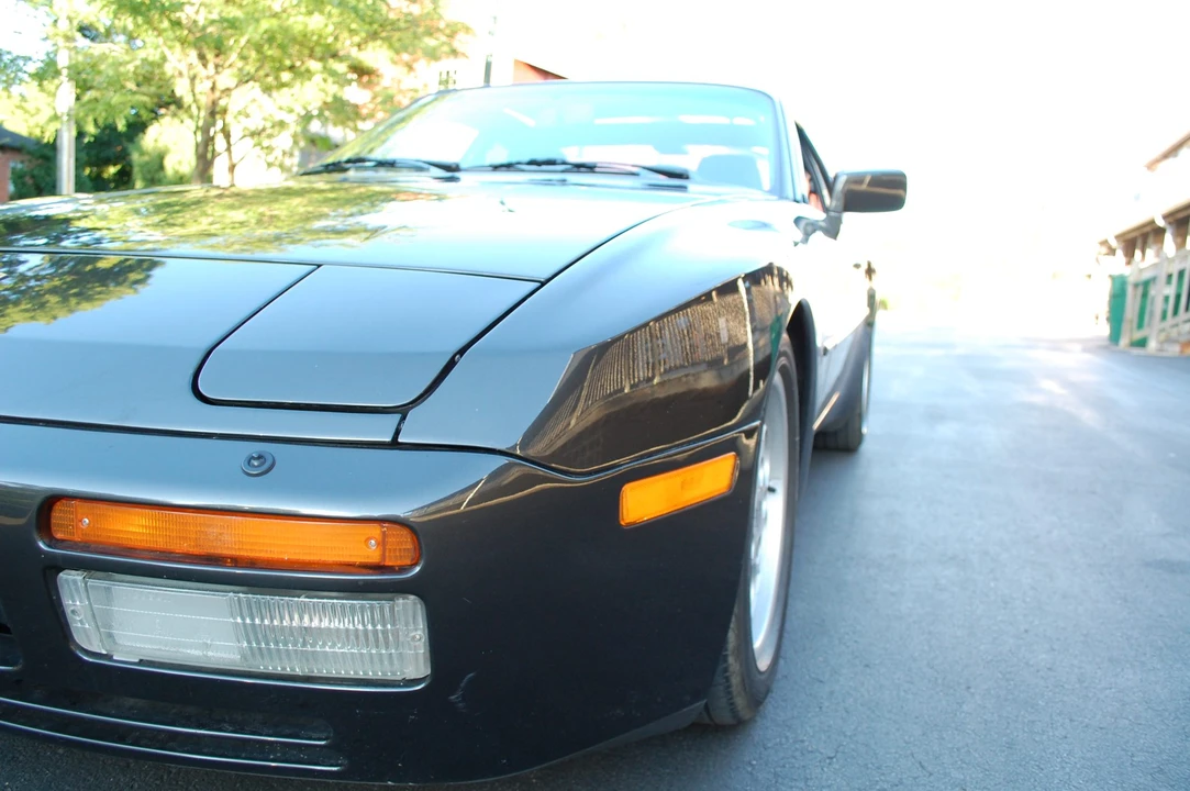 1986 Porsche 944 Turbo - Image 15 of 31