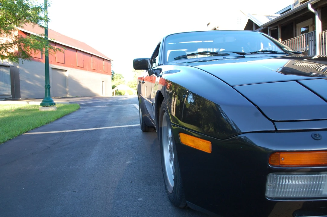 1986 Porsche 944 Turbo - Image 16 of 31