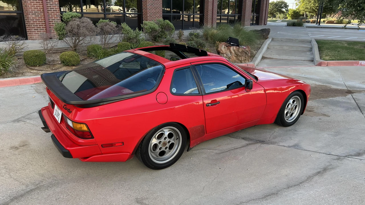 1986 Porsche 944 Turbo - Image 19 of 31