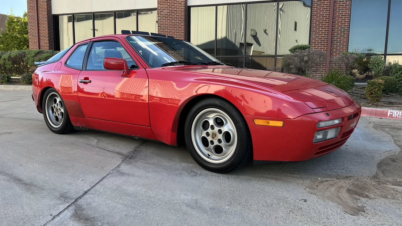 1986 Porsche 944 Turbo - Image 22 of 31