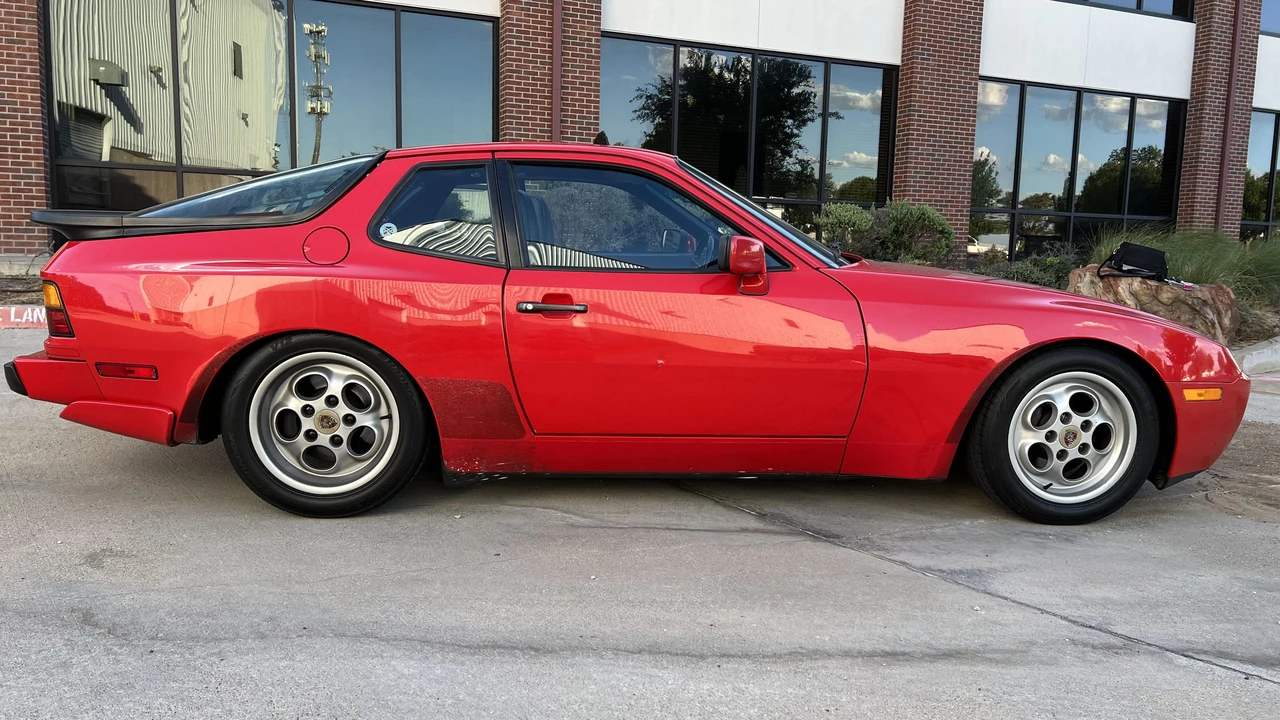 1986 Porsche 944 Turbo - Image 21 of 31