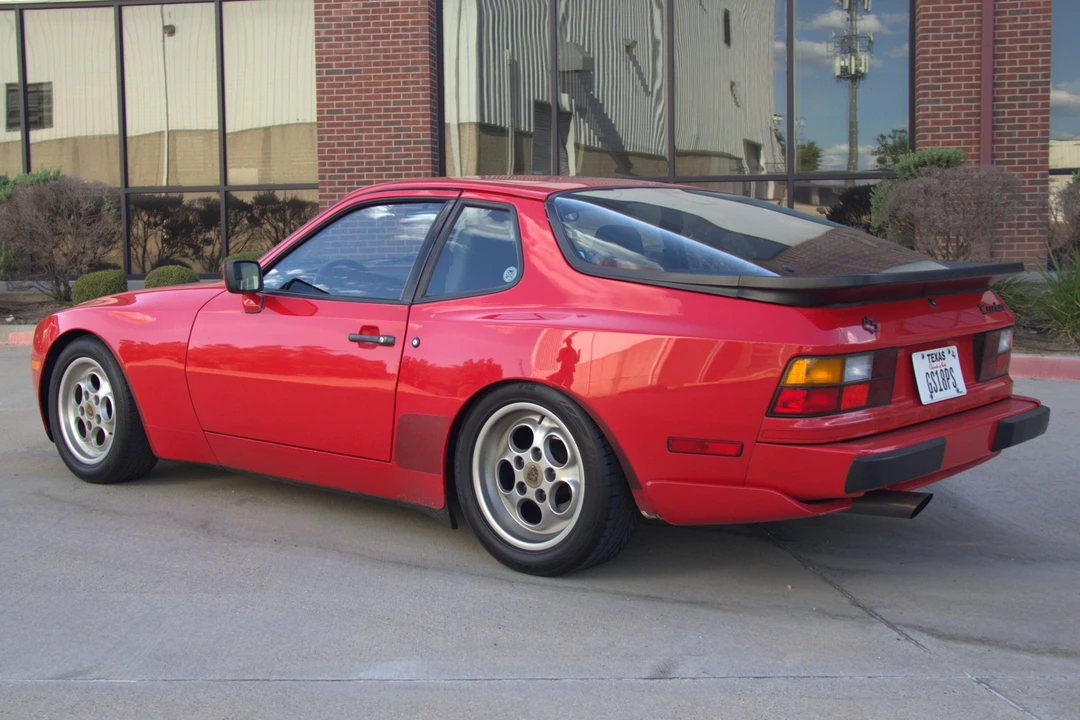1986 Porsche 944 Turbo - Image 4 of 31