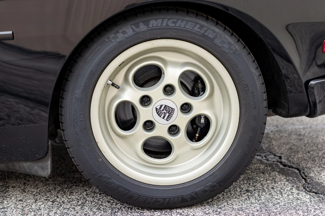 1986 Porsche 944 Turbo - Image 23 of 31