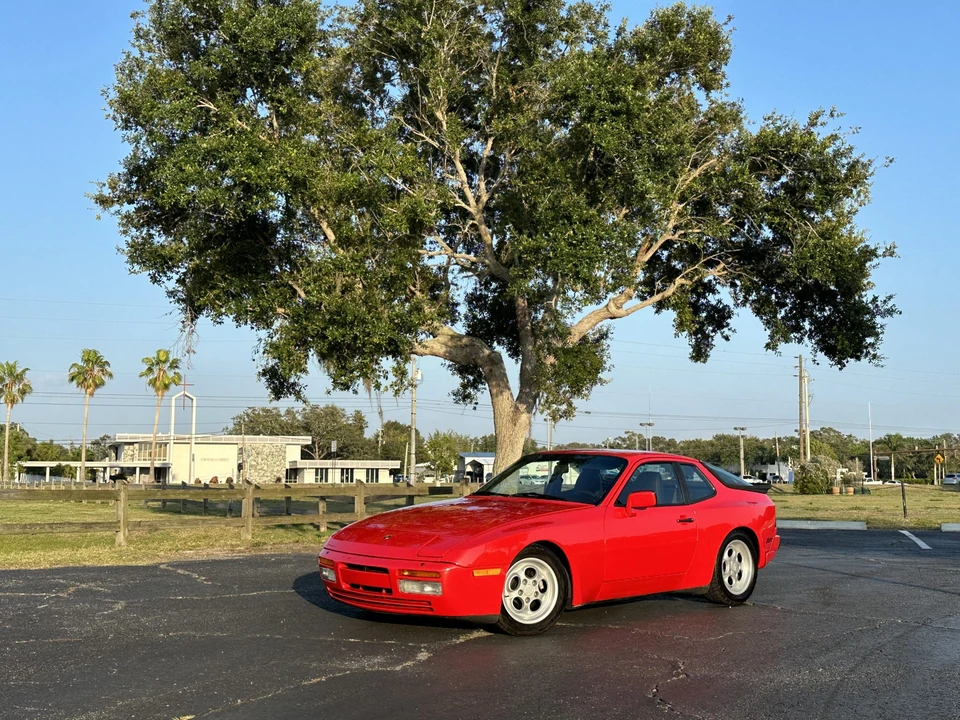 1986 Porsche 944 Turbo - Image 12 of 31